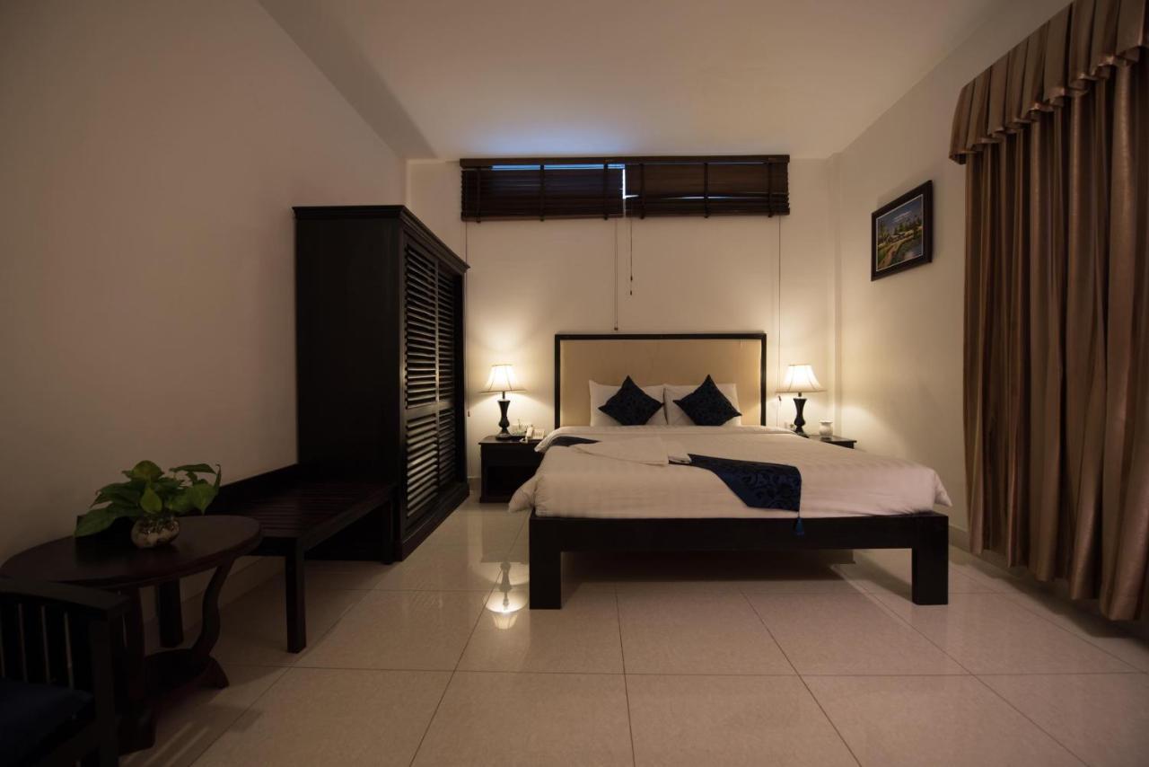 Homesyn Hotel Phnom Penh Exterior foto