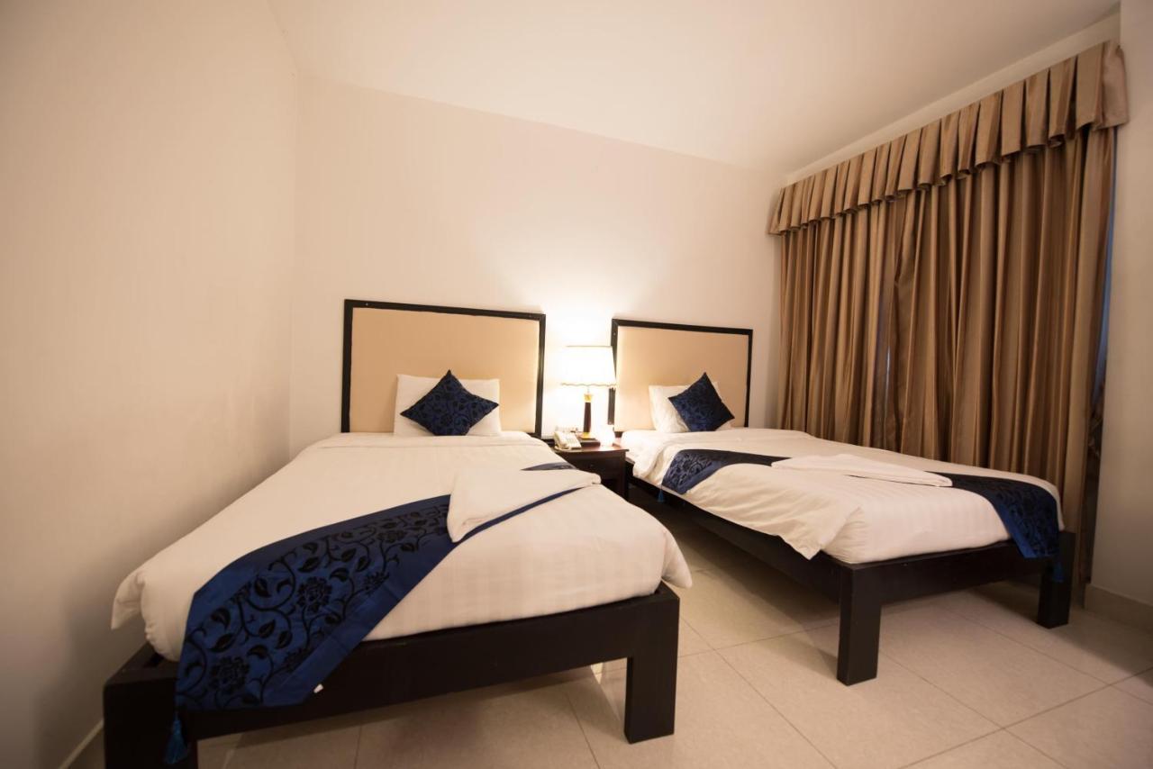 Homesyn Hotel Phnom Penh Exterior foto