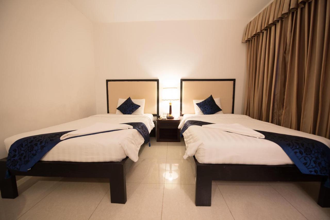 Homesyn Hotel Phnom Penh Exterior foto