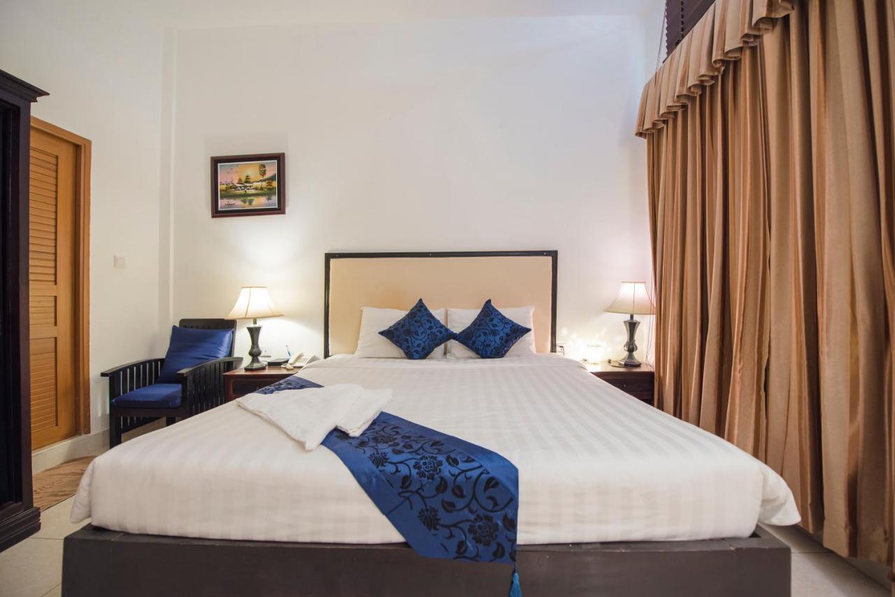 Homesyn Hotel Phnom Penh Exterior foto